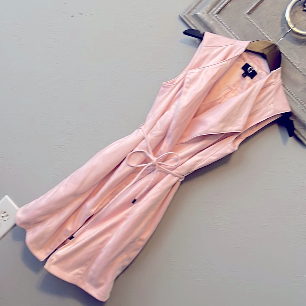 Exclusive! G by Giuliana Bouclé Knit Sleeveless Trench Coat - Never being used.